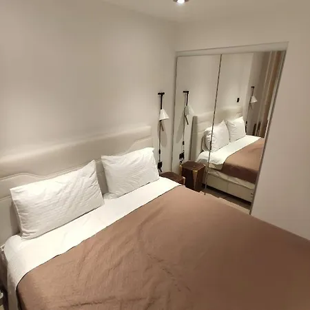Lux Ap Apartament *